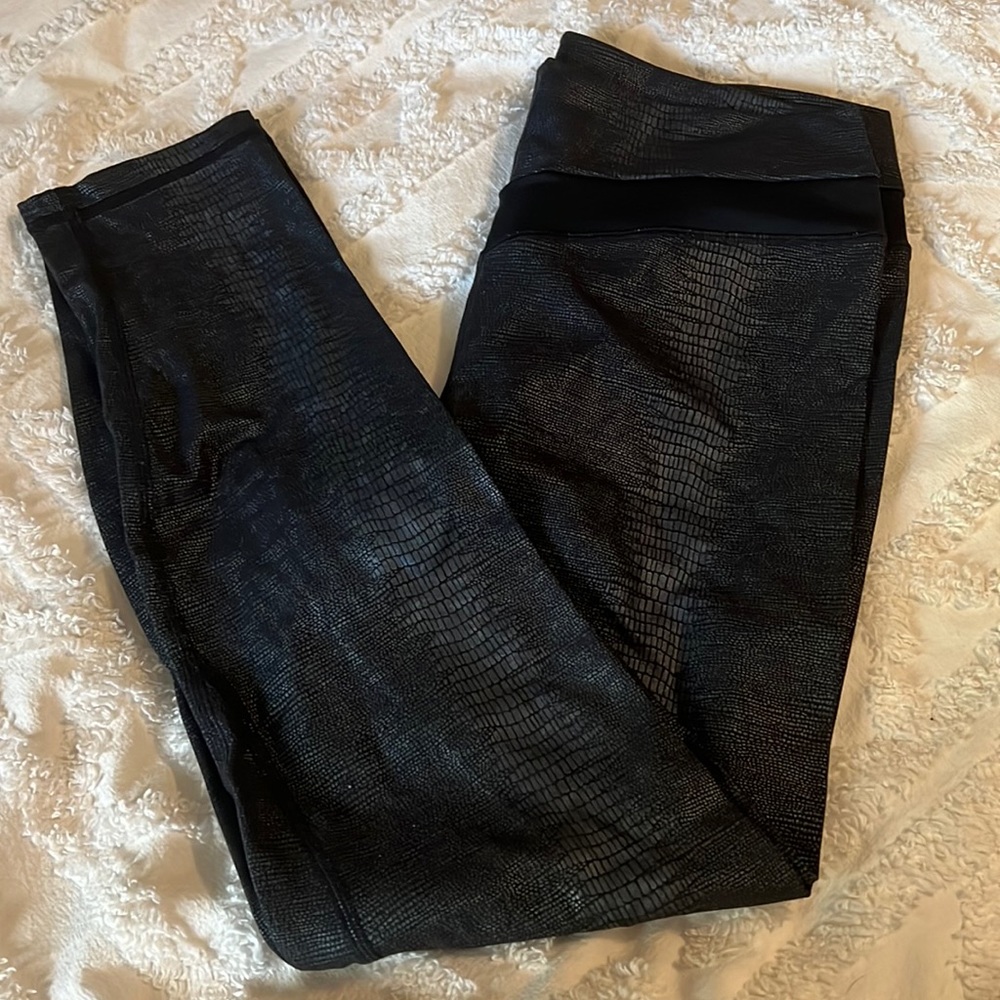 Zyia Iridescent Stamp Reptile Print Kakadu Brilliant Hi-Rise Leggings 15-16